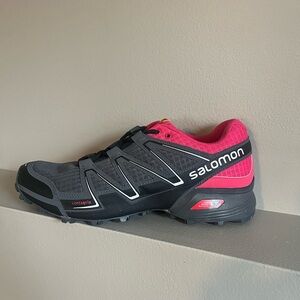 Salomon Women's Pink and Gray Trail Running Shoes